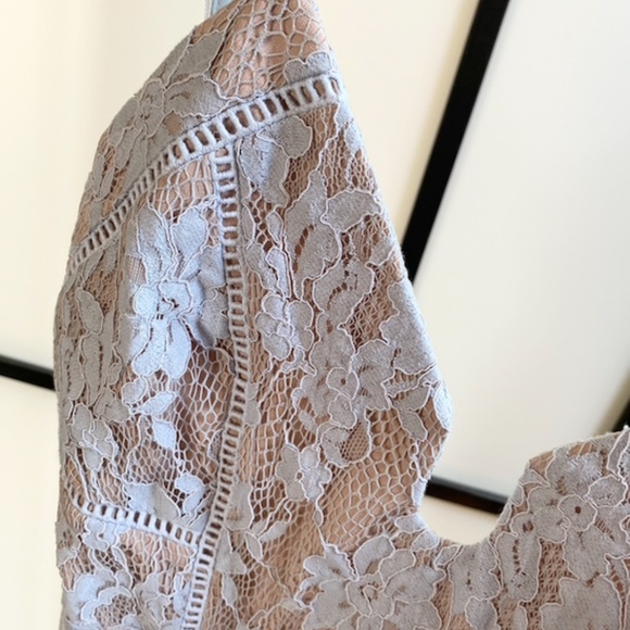 Stylestalker Blue Lace Fitted Gown - Small - Picture 3 of 7